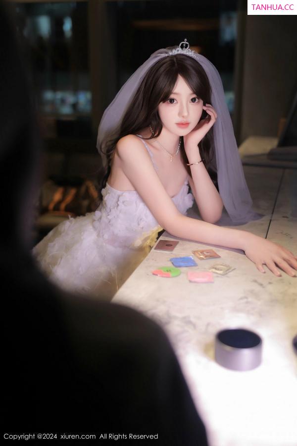   [XiuRen]高清写真图 2024.12.13 No.9601 桃妖夭 丝袜美腿第14张图片